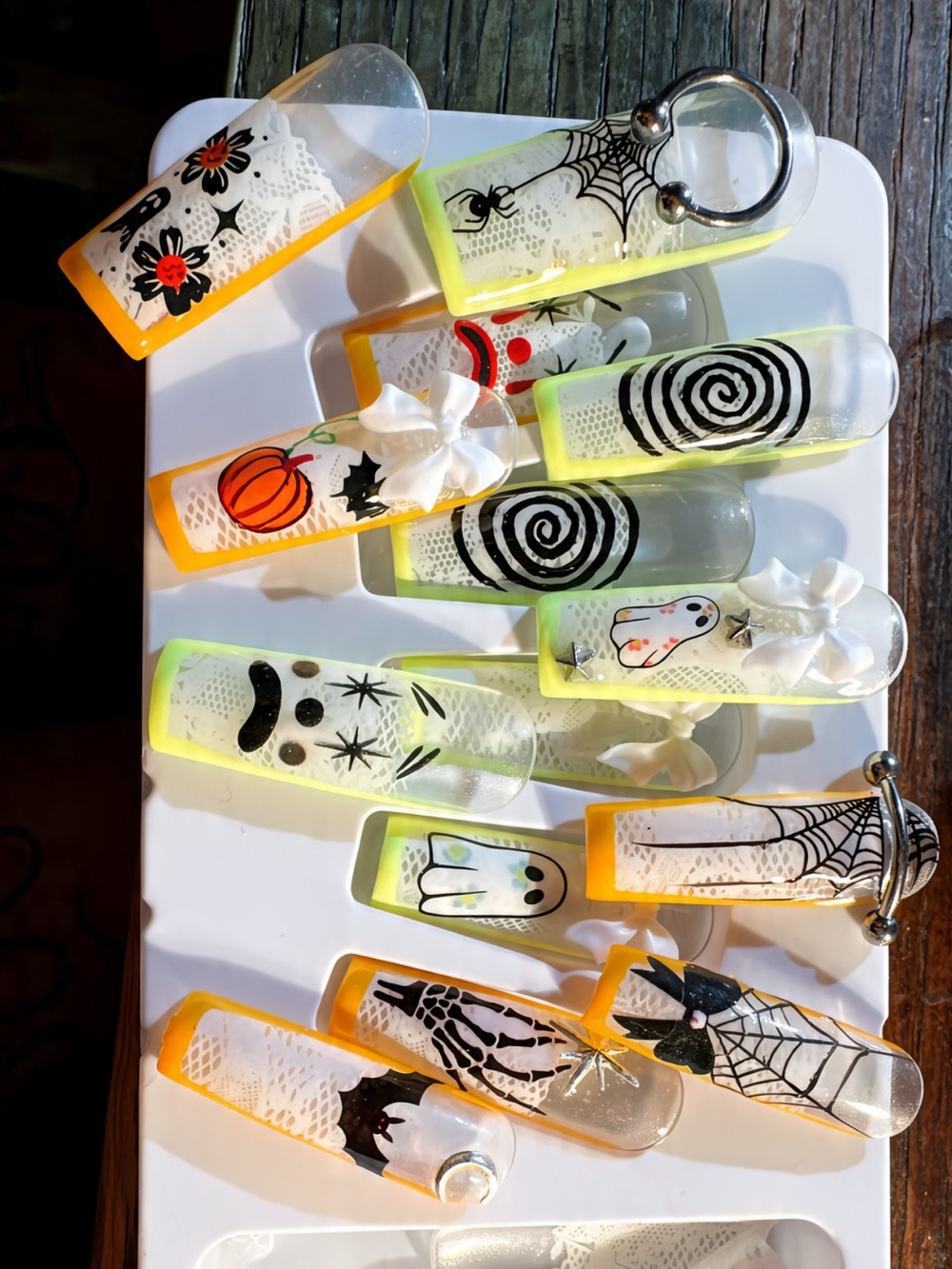 Halloween Ghost & Spider False Nail Set - Yellow Orange Accent